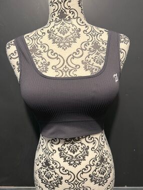 Peloton grey sports bra